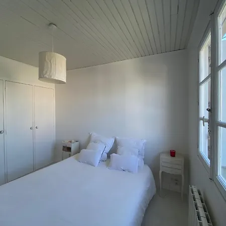 Maison 300 M De La Plage Avec Un Bel Exterieur Gruissan Exterior photo